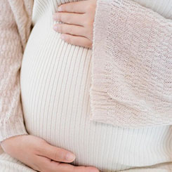 2017年，叮咚🧘‍♂️买菜创业时，上❣🏨海已经有⛎🚎十几家生鲜电商公🖤👨‍👩‍👧‍👧